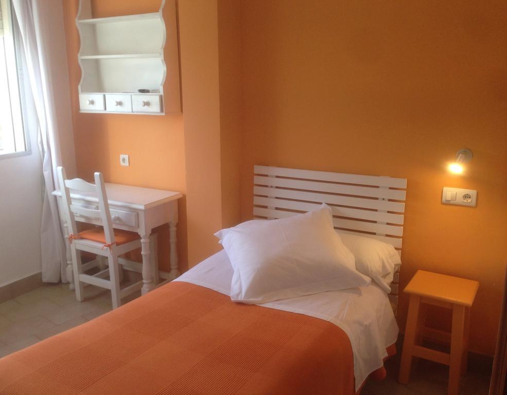 Hostal Puerto Beach Motril Exterior photo